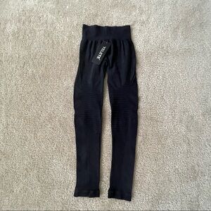 NWT Women’s Yelete Black Leggings!